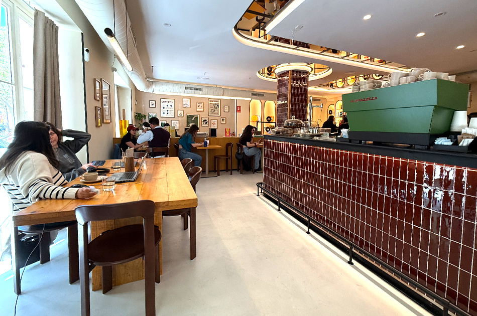 Fonico Madrid cafeteria