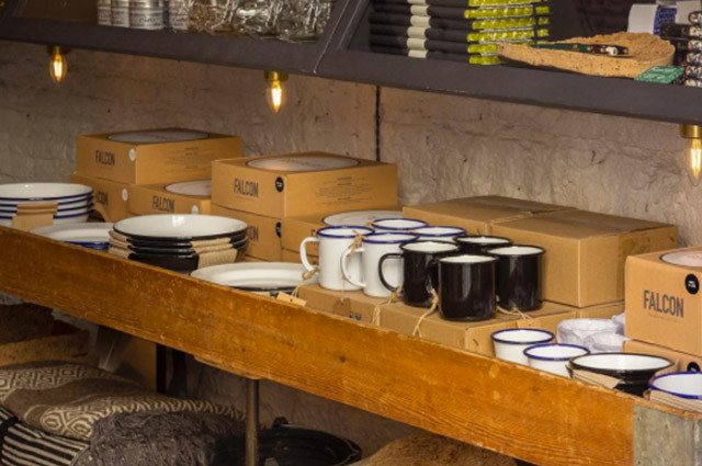 Casa González y González Casa González y González