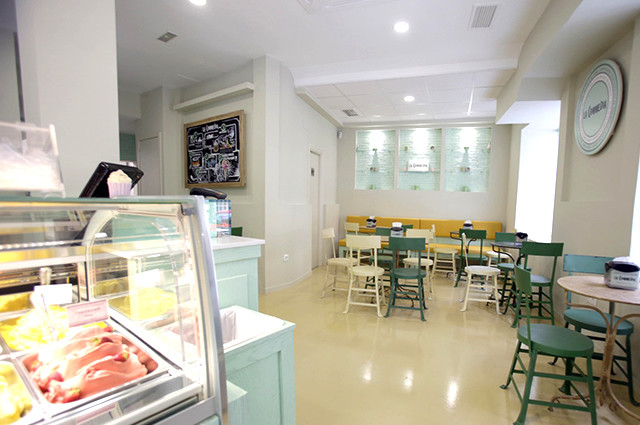 La Commedia La Commedia