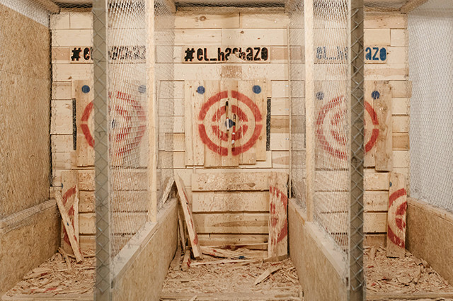 El Hachazo - Tiro con hacha en Madrid